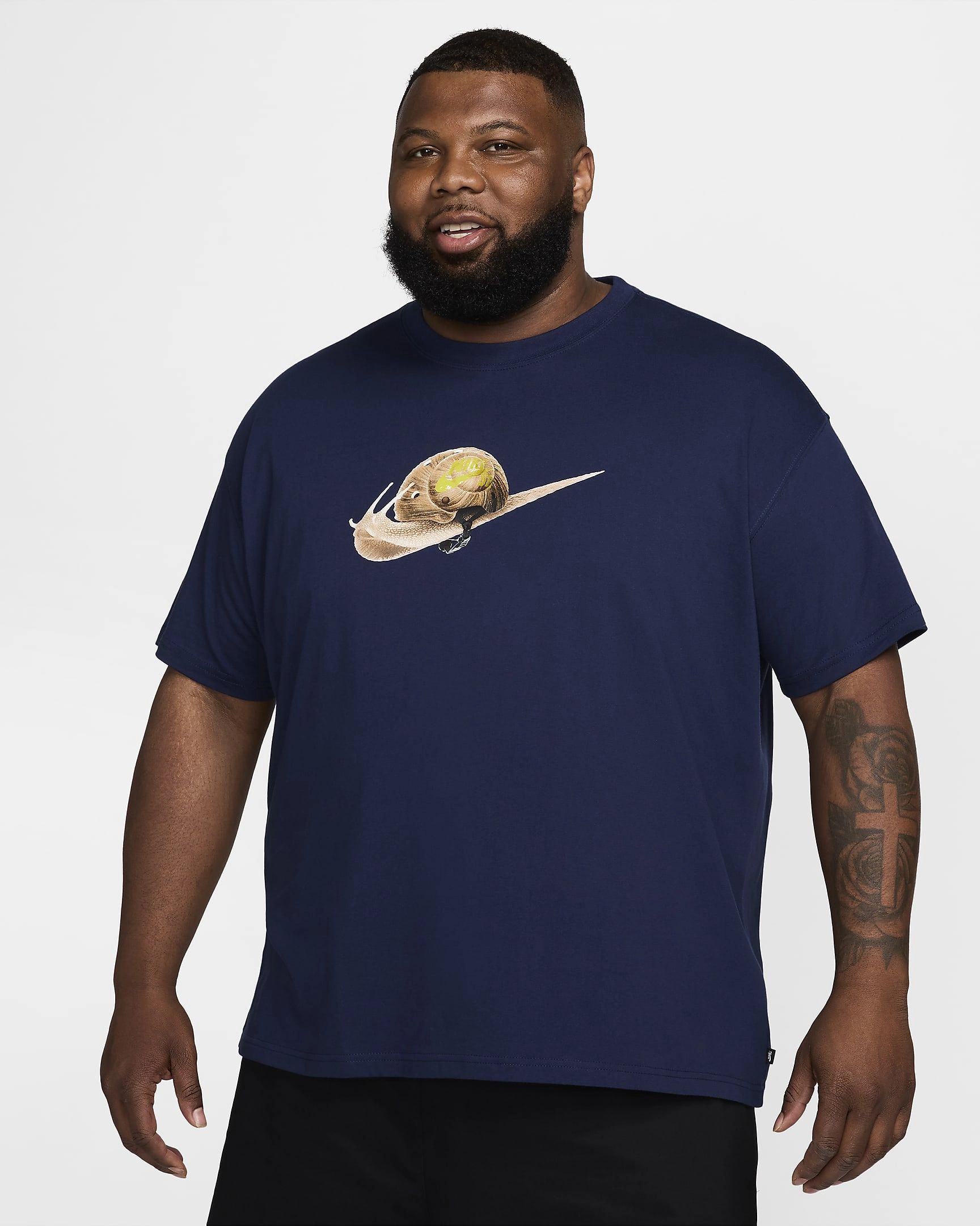 Nike SB Max90 Skate T-Shirt: Urban Vibes, Skate Life. Voel de flow, adem de stijl, de perfecte match voor jouw boardsessie.